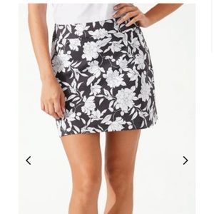 Tommy Bahama  Audrey Blissful Blooms Skort medium